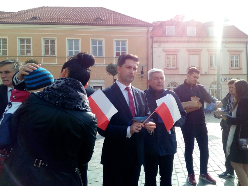 Wybory do Sejmu 2019. PiS zachęca do pójścia na wybory, bo nie do końca wierzy w sondaże