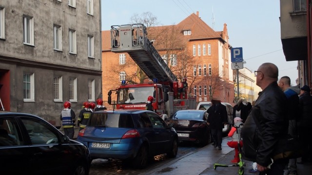 Mężczyzna zabarykadował się w mieszkaniu przy ulicy Prusa