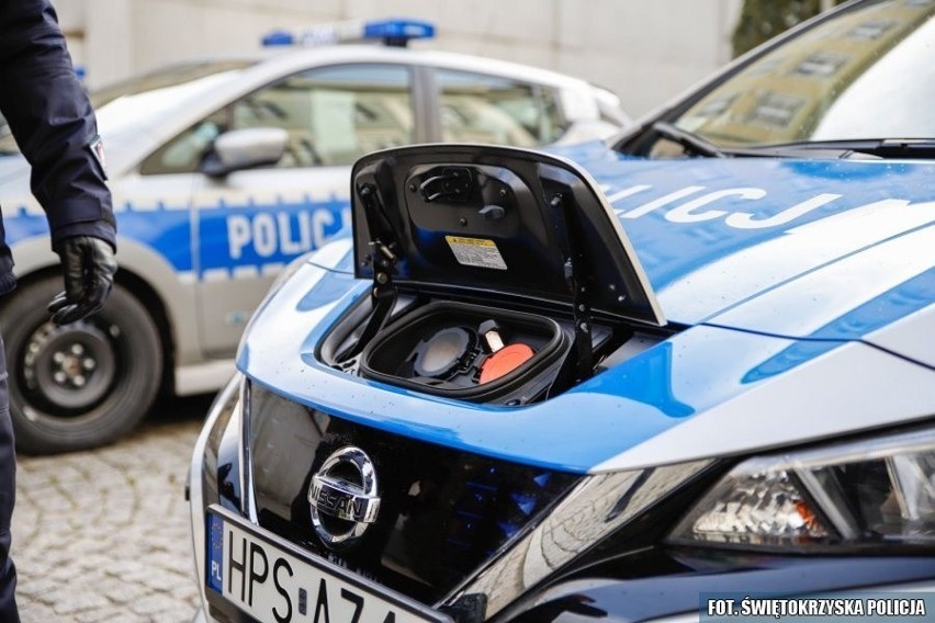 Nowymi elektrycznymi radiowozami w świętokrzyskiej policji...