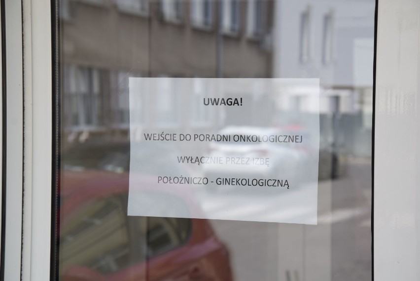 Mieszkańcy zwracają uwagę na problem kolejek na wejściu na...