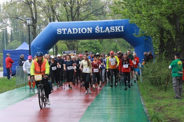 II Ogólnopolski Marsz Nordic Walking w Parku Śląskim