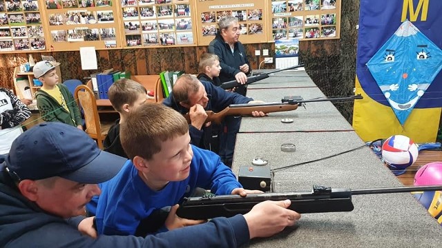 Zawody strzeleckie z okazji Dnia Dziecka w Nowym Brzesku