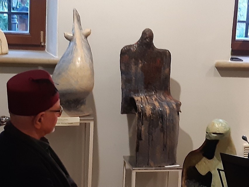 Artysta radomski, Jacek Michał Szpak, zaprezentował swoje prace w Galerii Sztuki Batko, nieopodal Krakowa. Zobacz zdjęcia