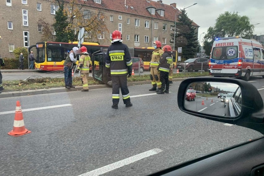 Wypadek na ul. Borowskiej we Wrocławiu 5.11.2021