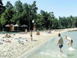 Raport z kąpieliska pod Toruniem: ile kosztuje dojazd, godzinna wyprawa rowerem wodnym, obiad, nocleg na polu namiotowym  