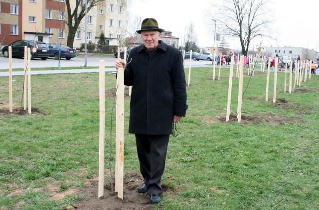 - Sadzenie drzewek na Ustroniu, zapoczątkowało wiele innych, ważnych  inicjatyw - mówi Edward Śpiewak, mieszkaniec osiedla.