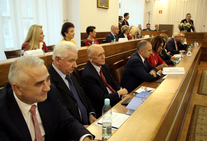 Pierwsza sesja Rady Miasta Lublin: Koalicja bierze wszystko, PiS prawie nic