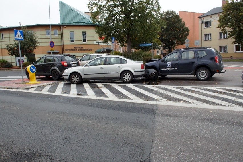 Dzisiaj, przed godz. 16., doszło do kolizji trzech...