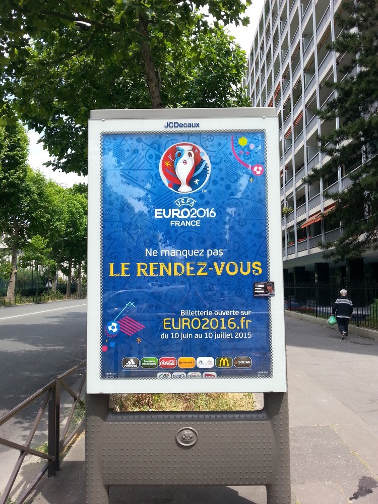 Francja będzie gospodarzem Euro 2016