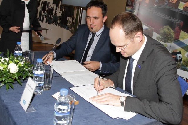 Wrocławskie Centrum Badań EIT+ oraz BASF Polska podpisały umowę 