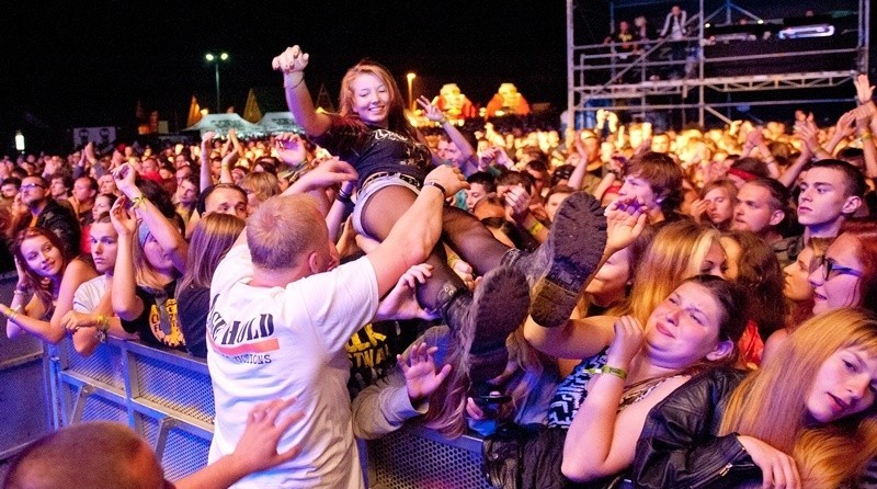 Uczestnicy Cieszanów Rock Festiwal podczas trzeciego dnia...