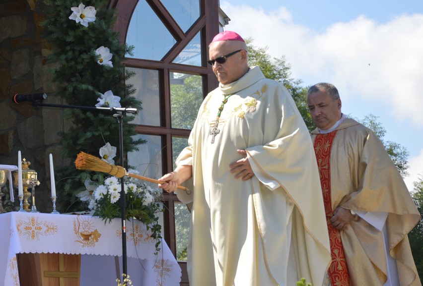 Proszowice. Jubileusz półwiecza kapłaństwa ks. bp Piotra Skuchy