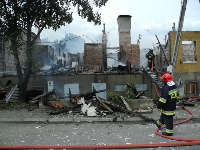 Pożarze w Pyrzycach spłonęło 14 mieszkań