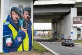 Uwaga na policjantów na Trasie Zamkowej. Zobacz nowe murale 