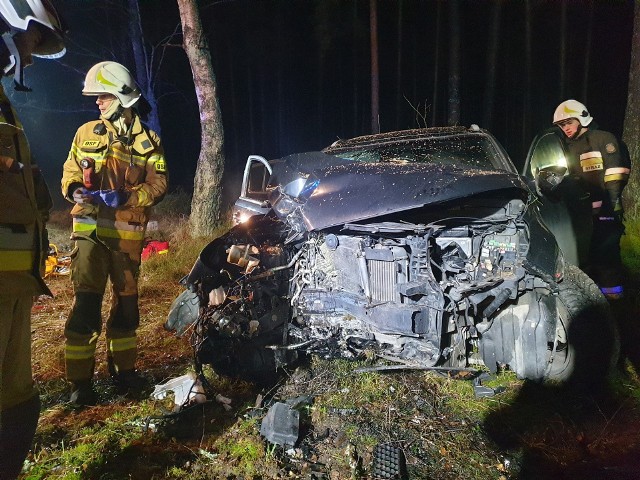 Do poważnego wypadku doszło dzisiaj (poniedziałek) w miejscowości Drzewicz w powiecie chojnickim.