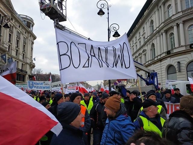 W stolicy trwa protest rolników pod nazwą "Oblężenie...