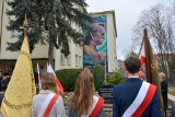 Mural z wizerunkiem Piłsudskiego w Kielcach. Powstał na szkole przy alei Legionów [ZDJĘCIA, WIDEO]