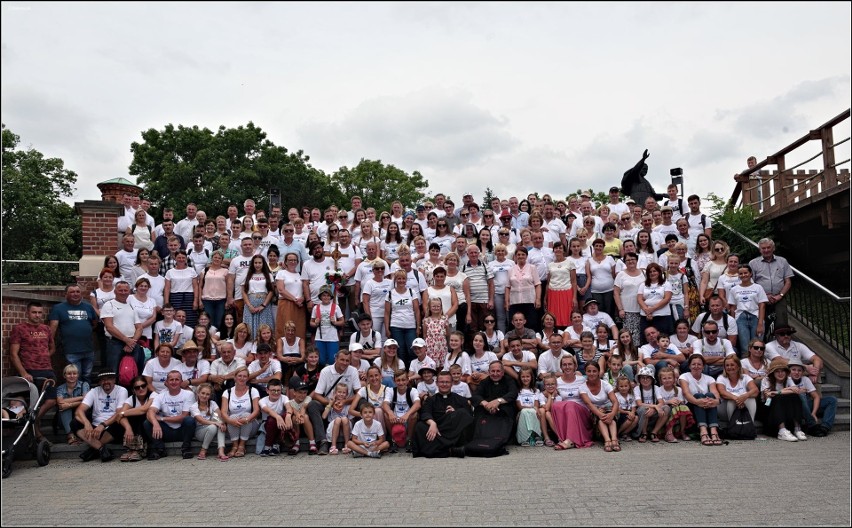 Pielgrzymi z Trzebuni już wrócili do domów, a w niedzielę ruszają zapisy na Pielgrzymkę Krakowską [ZDJĘCIA]