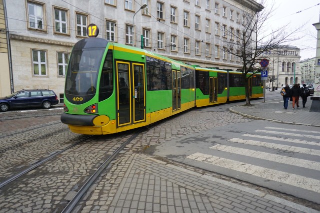 MPK Poznań: Zerwanie sieci trakcyjnej na placu Wielkopolskim. Tramwaje kursują objazdami