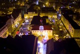 Niesamowite zdjęcia z drona żarskiego jarmarku. Rynek miasta prezentuje się wspaniale!