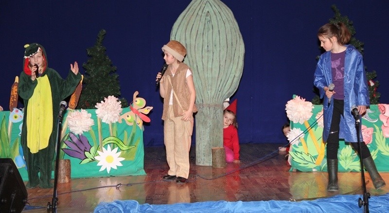 Spektakl Wiosenny Kogel-Mogel w wykonaniu Dziecięcej Grupy Teatralnej 