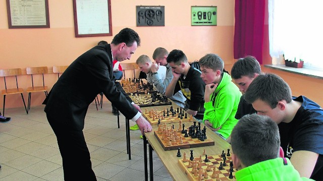 Zawodom szachowym towarzyszyło duże zainteresowanie zawodników i kibiców. Najlepszym szachistą okazał się Adam Czerwiec z PGG nr 1 w Skaryszewie. Tuż za nim był Szymon Buba.