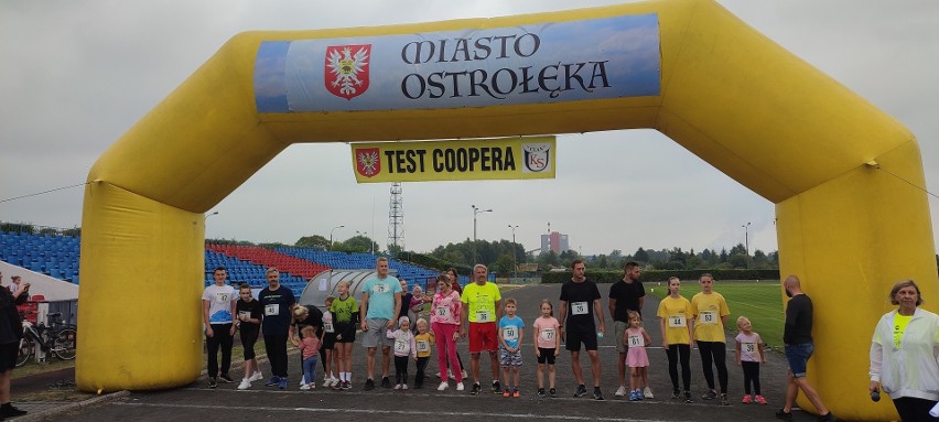 Test Coopera w Ostrołęce. Rekordowa liczba uczestników. Impreza odbyła się na stadionie w Ostrołęce w sobotę 23 września 2023. Zdjęcia