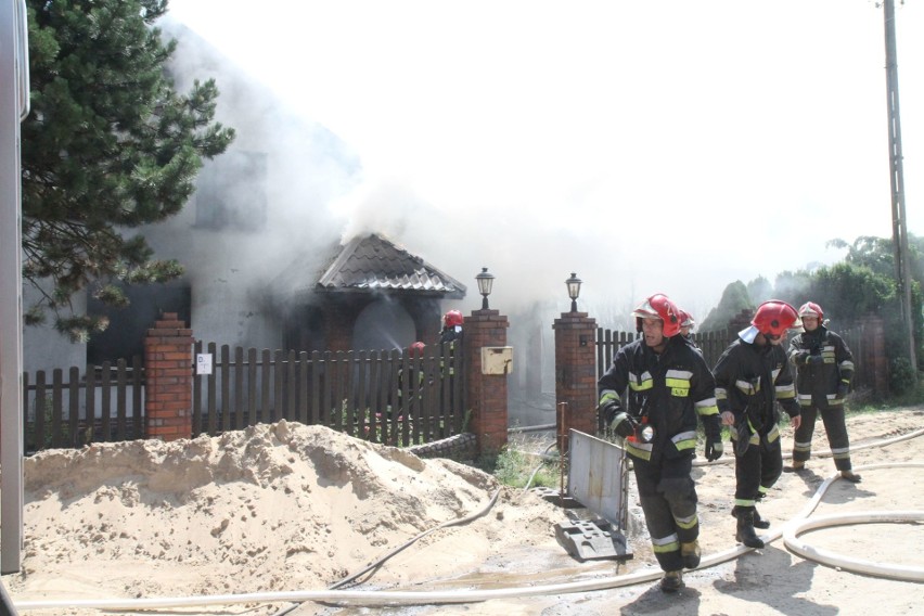 Pożar domu jednorodzinnego w Wilczycach