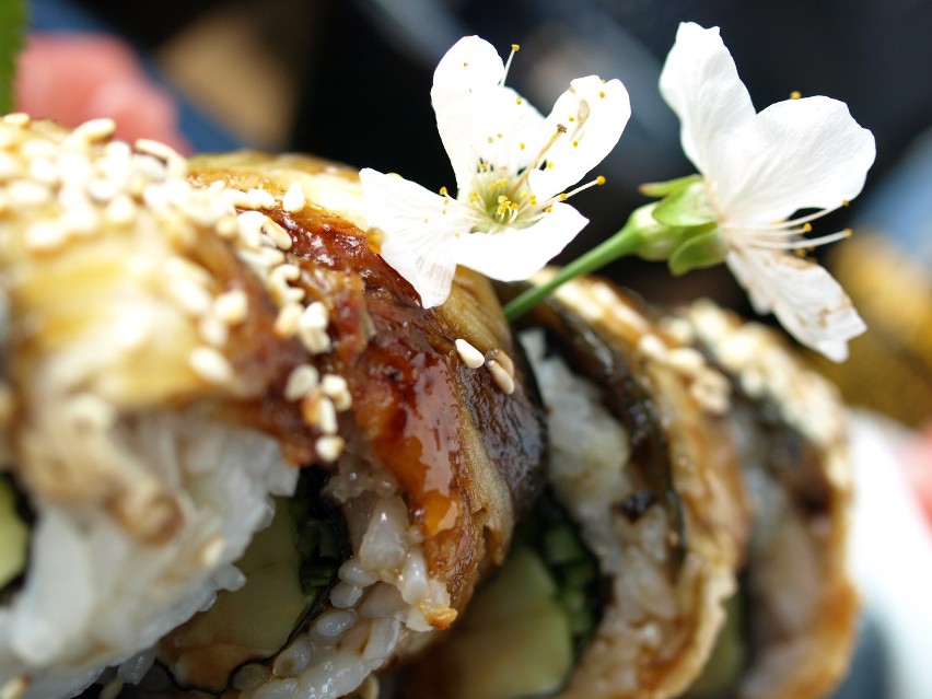 Sushi i nie tylko – Yemsetu to restauracja, w której posiłek zjesz w prawdziwie rodzinnej atmosferze