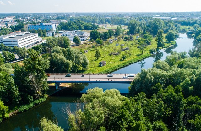 Od środy, 25.08, zaczynają się utrudnienia w ruchu w związku z budowa dwóch mostów nad Brdą.