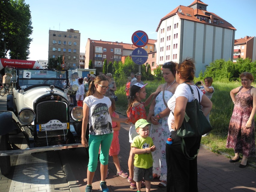 Parady zabytkowych samochodów w Stargardzie, Reczu, Suchaniu i Choszcznie