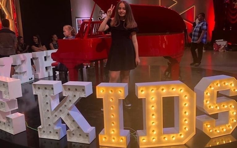 Martyna Stępień z Jędrzejowa zrobi rockowe show w „The Voice Kids”? Oglądaj odcinek w sobotę