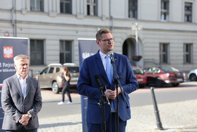 Michał Woś, poseł Suwerennej Polski (klub PiS), były wiceminister sprawiedliwości powiedział i.pl, że prokuratorem krajowym jest Dariusz Barski.