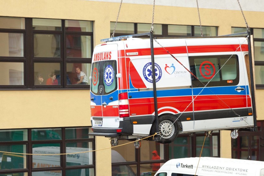 Centrum Symulacji Medycznej: Ambulans wjechał na drugie...