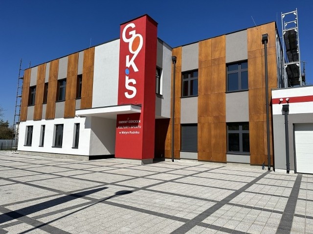 Nowej firmie, która wygra przetarg wyznaczono termin realizacji prac na GOK-u w Małym Rudniku do połowy grudnia br.