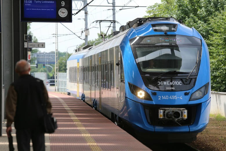 Koleje Śląskie ogłosiły przetarg na nowe pociągi. Mają być...