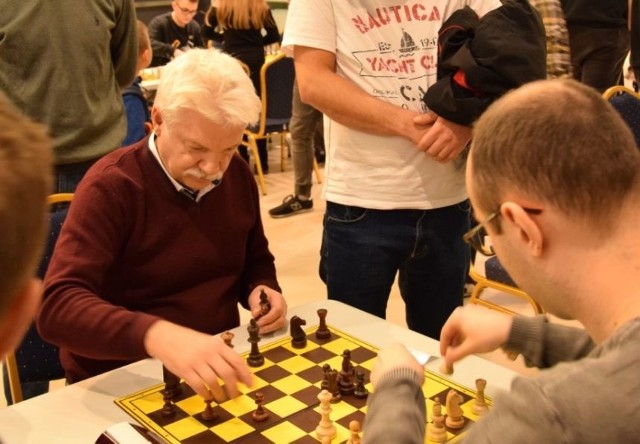 Marian Frąk odniósł międzynarodowy sukces w konkursie szachowym.