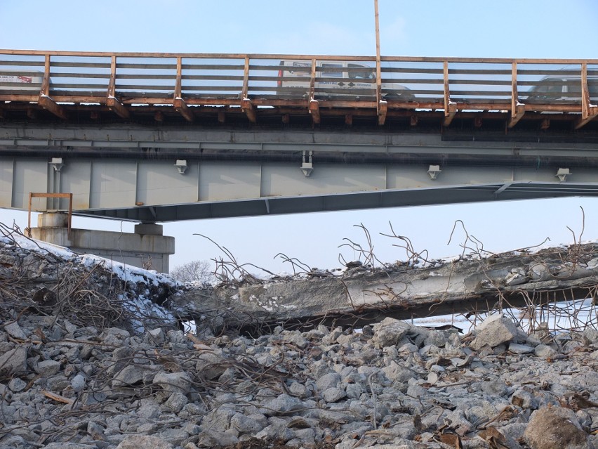 W Opolu most się załamał, a drogowcy zadowoleni [wideo, zdjęcia]