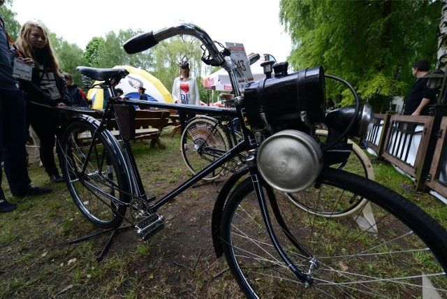 Kolejne edycje Retroweriady cieszyły się zainteresowaniem osób odpoczywających nad Jeziorem Strzeszyńskim