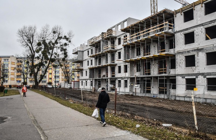 Ceny mieszkań, zarówno na rynku pierwotnym, jak i wtórnym,...