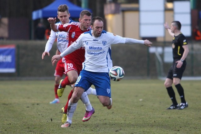 Ensar Arifović miał dogodną okazję do zdobycia bramki w pierwszych minutach meczu.