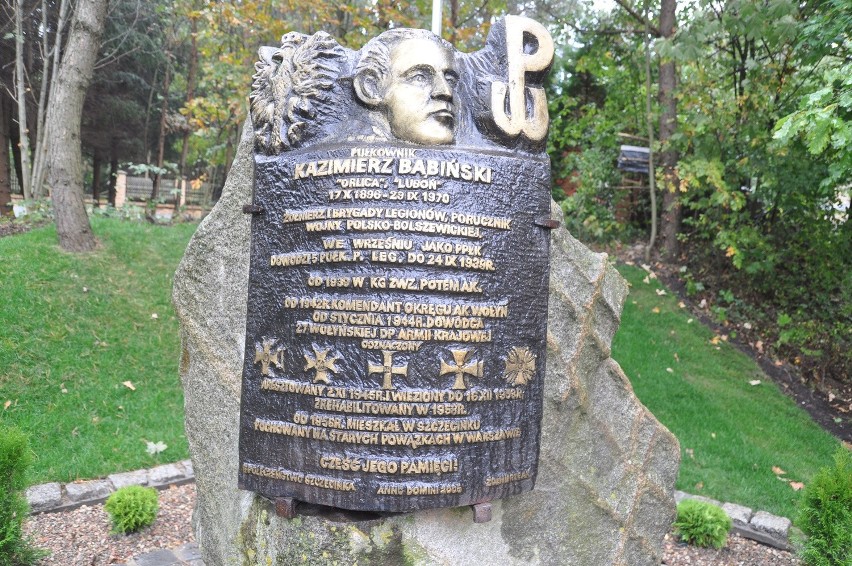 Obelisk poświęcony pułkownikowi Kazimierzowi Bąbińskiemu [zdjęcia, wideo]