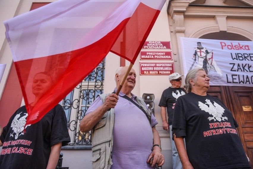 Poznań: Protestowali przeciwko Marszowi Równości