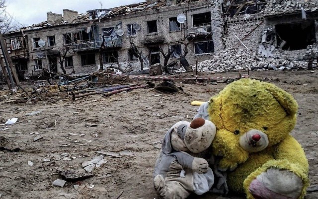 Z raportu wynika, że najwięcej dzieci poszkodowanych przez wojnę było w obwodzie donieckim