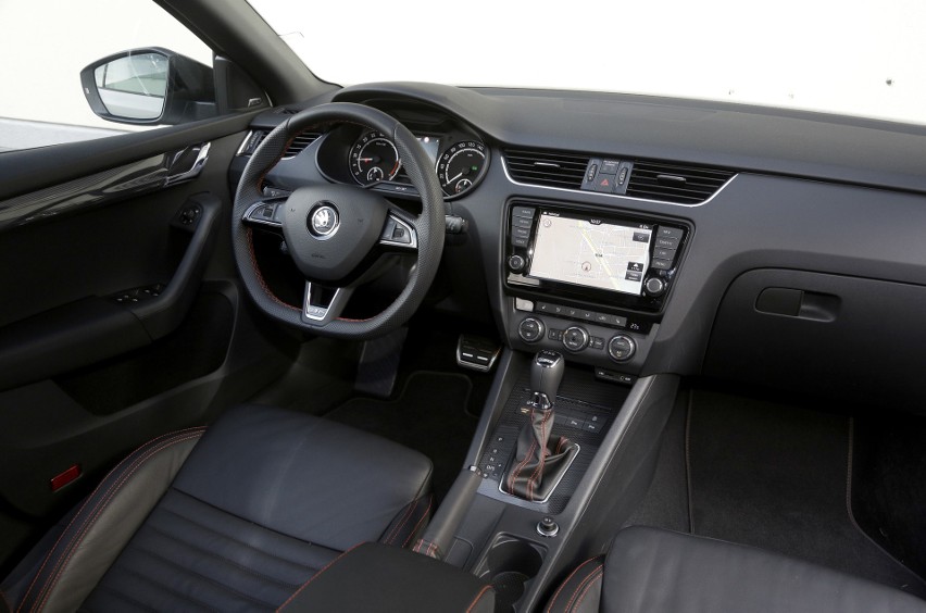 Octavia RS wyróżnia się nie tylko stylizacją, ale również...