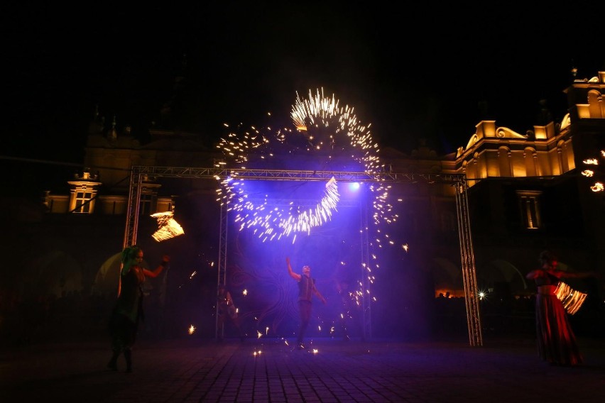 Rynek znowu będzie sceną. Z teatrami ulicznymi wystąpią muzycy, żonglerzy, cyrkowcy