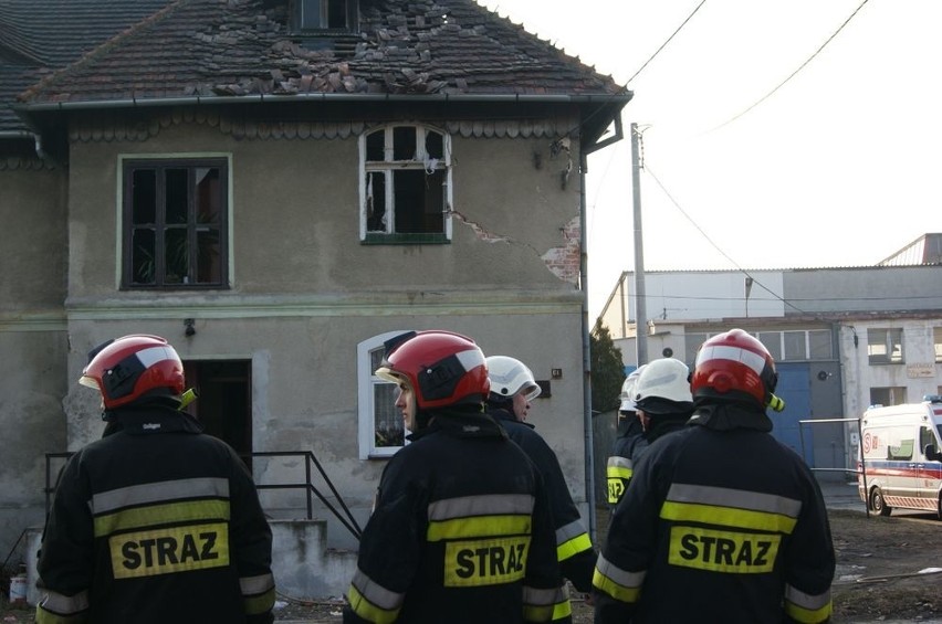 Dom został tak uszkodzony podczas wybuchu, że prawdopodobnie...