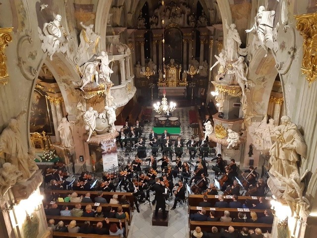 Orkiestra Filharmonii Opolskiej podczas 27. Festiwalu im. Ludwiga Van Beethovena.