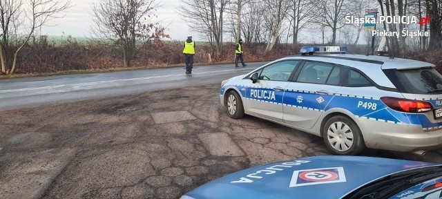 Tylko w trakcie dzisiejszych działań piekarscy mundurowi zatrzymali 4 osoby prowadzące pod wpływem alkoholu. Wszyscy zatrzymani od razu stracili prawo jazdy.