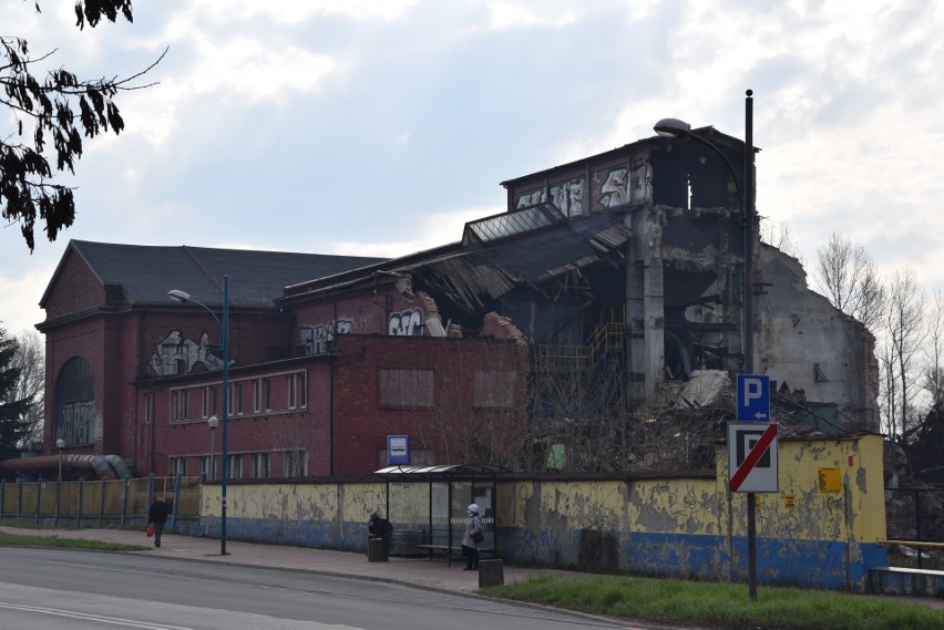 Rozbiórka elektrociepłowni była nielegalna? Sprawę zbada...